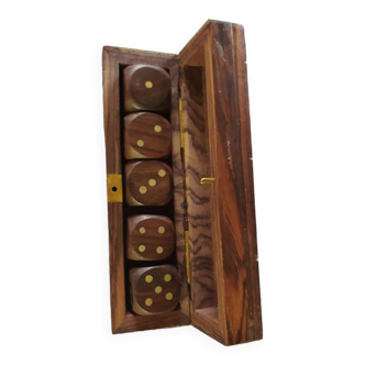Dice box