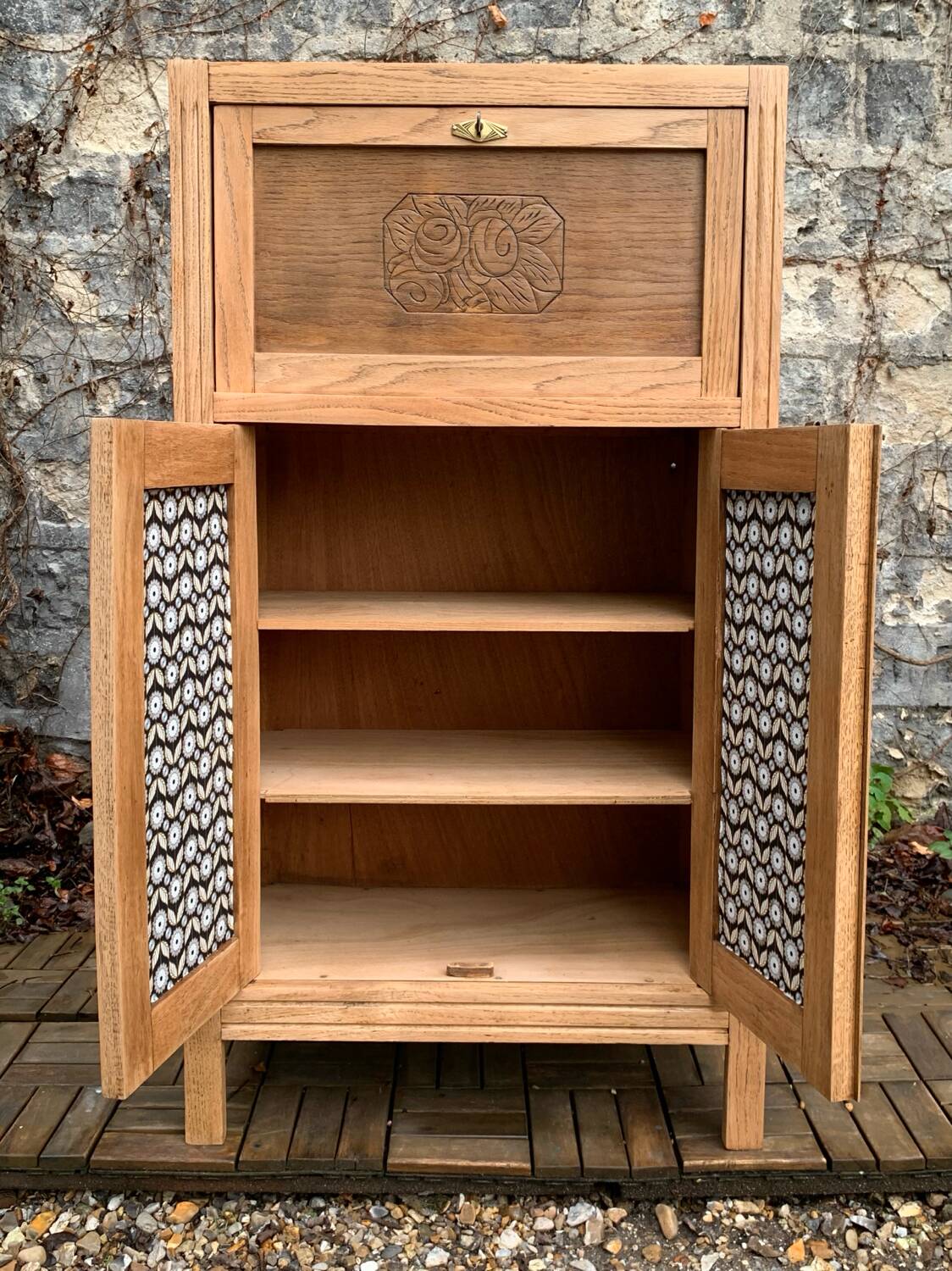 Parisian art deco sideboard in raw oak 1930