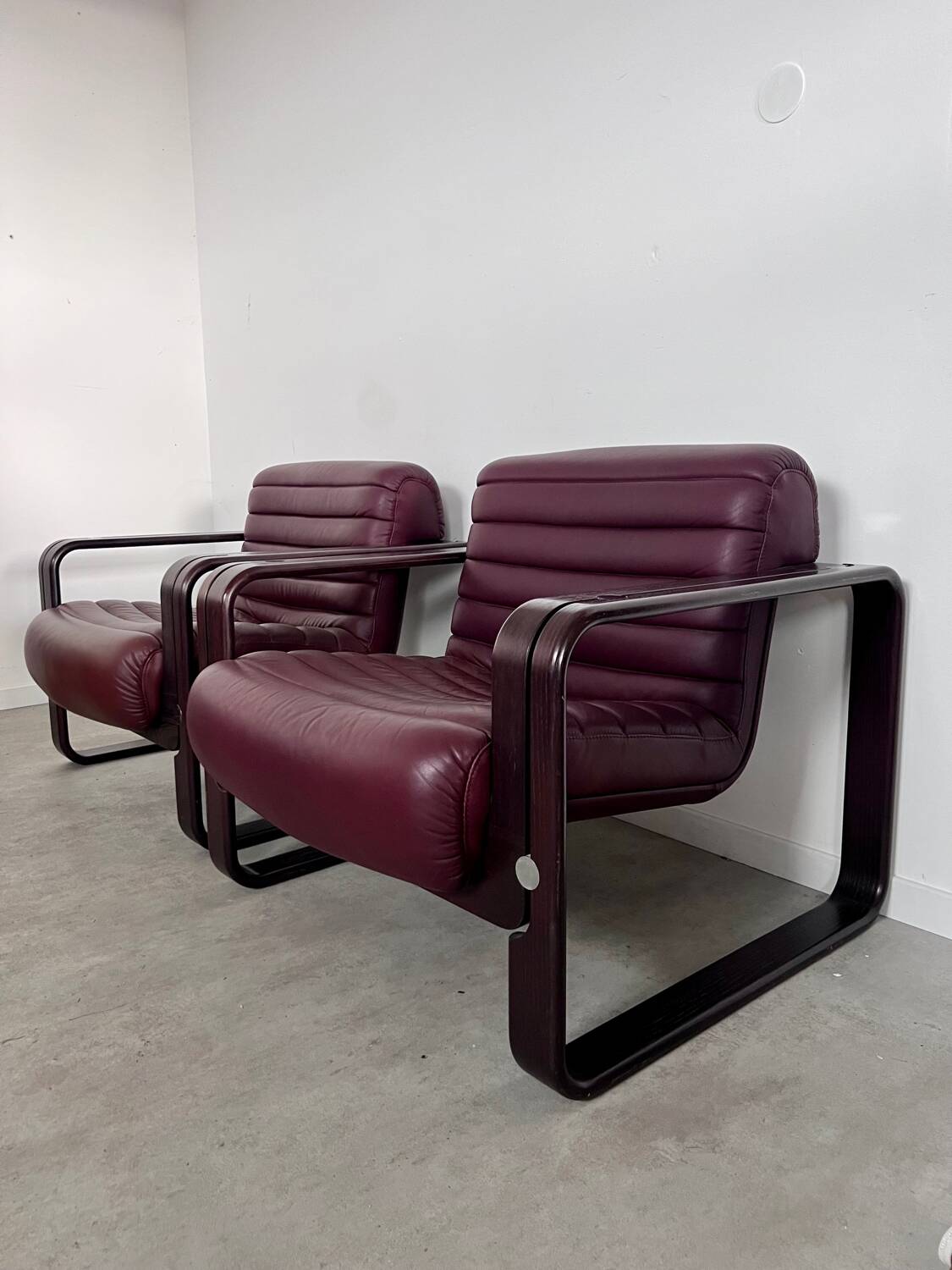 Sofa set and 2 vintage leather armchairs designed by Albert Stoll Giroflex 1970s