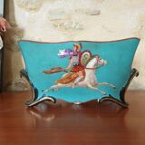 Old planter Table center