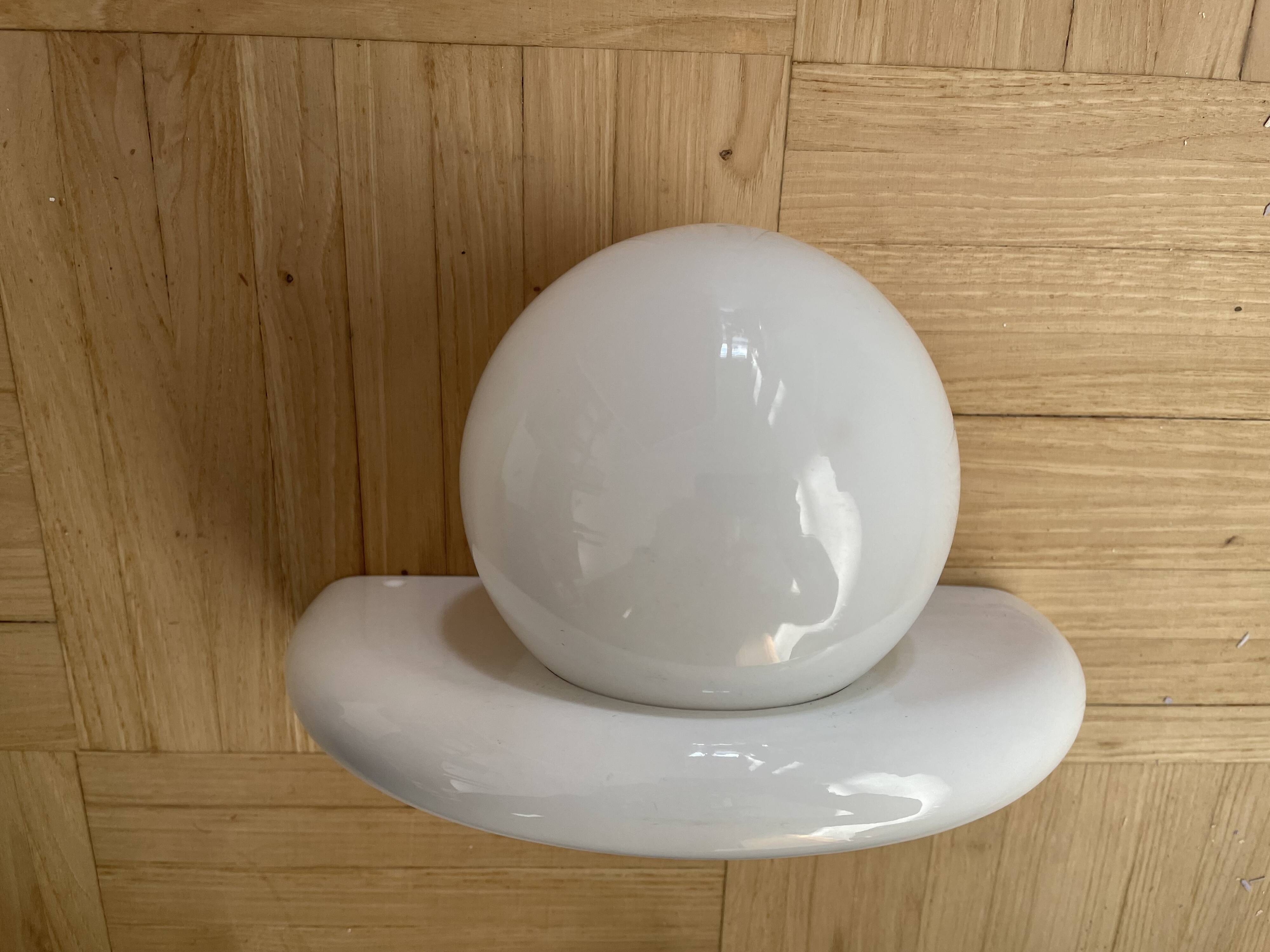 80s wall light