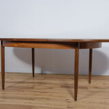 Mid-Century Oval Dining Table in Teak from G-Plan, 1960s