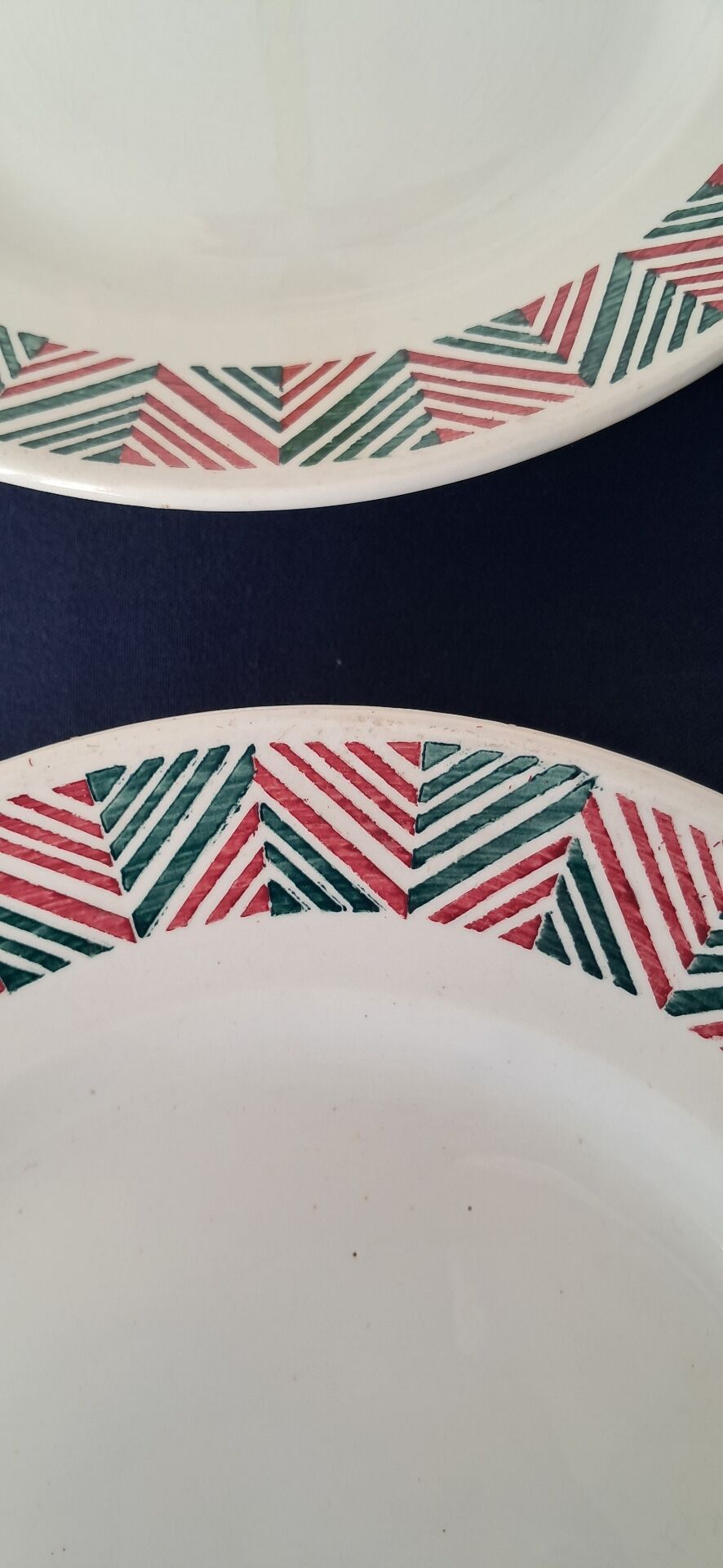 2 cake stands. Adèle model from Digoin Sarreguemines. Year.