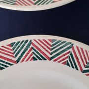 2 plats à gâteaux sur pied. Modèle Adèle de Digoin Sarreguemines.  Ann