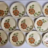 Set of 12 dessert plates decorated with flowers, Revernay art workshop, 20 cm