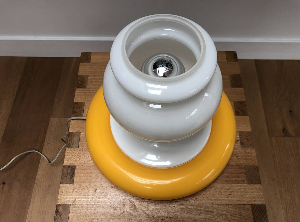 Vintage 1970 yellow lamp