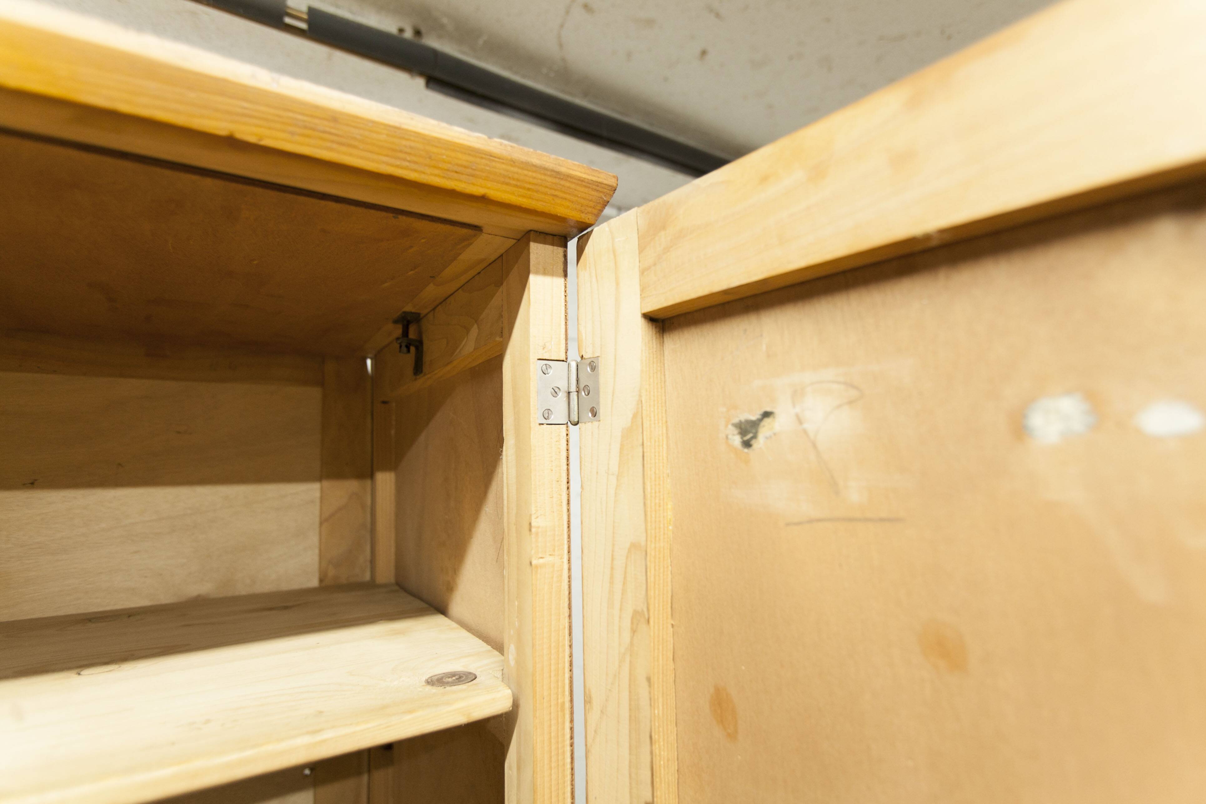 1950s Parisian wardrobe with mirror, 135 x 19 cm