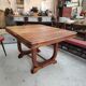 Art Deco extendable table in solid wood and brass.