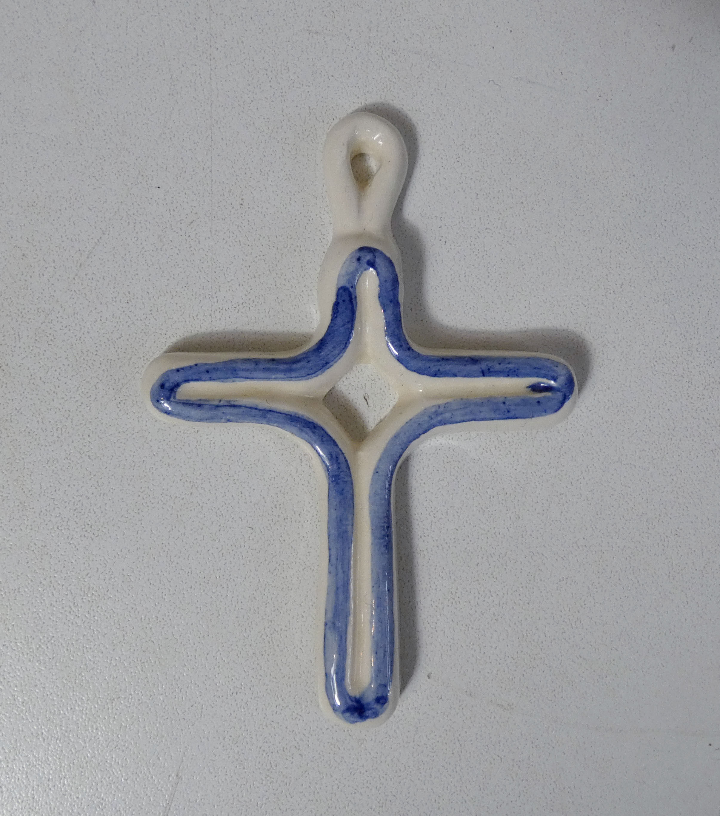 Quimper cross signed BK