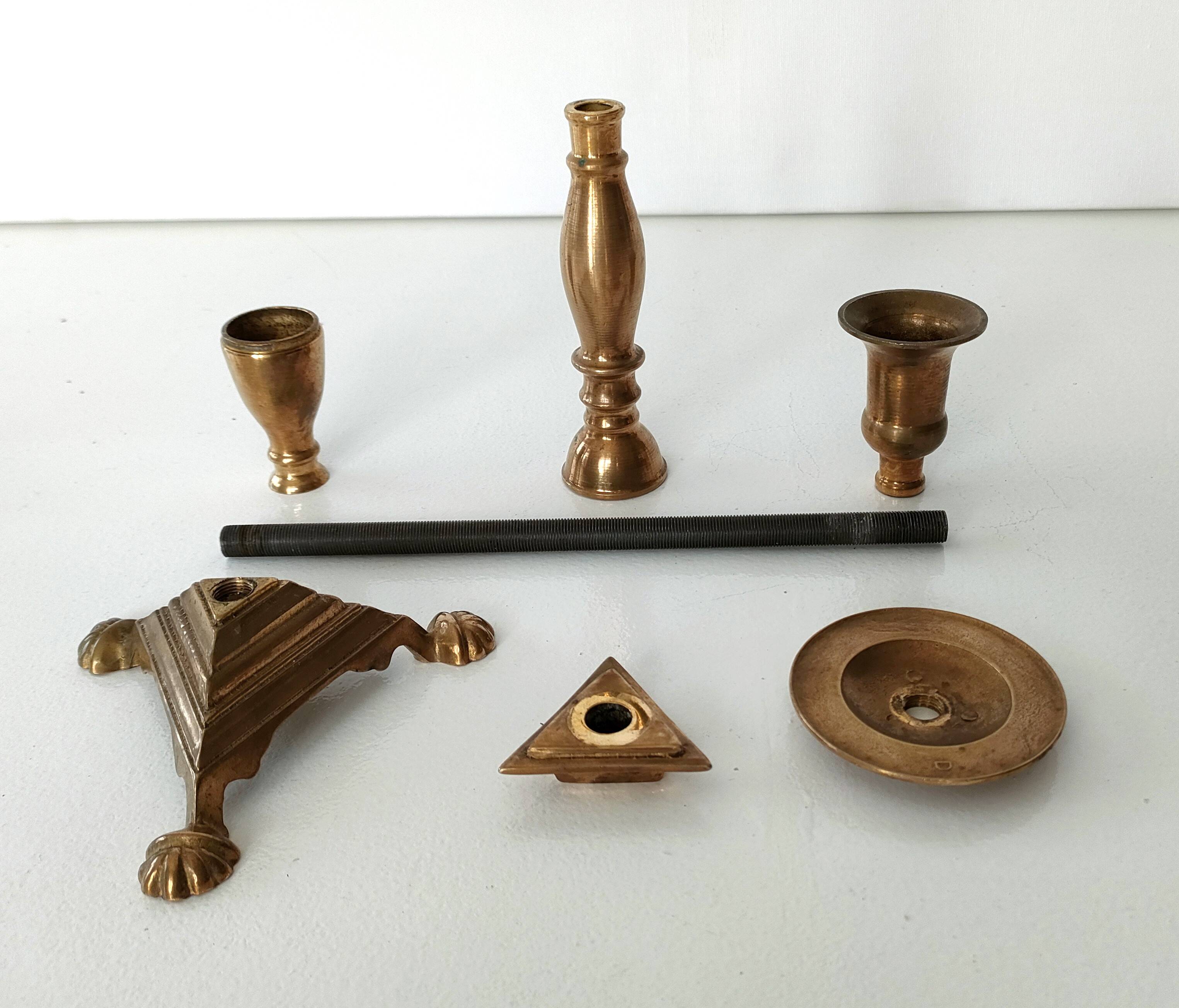 Pair of tripod candlesticks with lion's paws - Napoleon III - 19th century