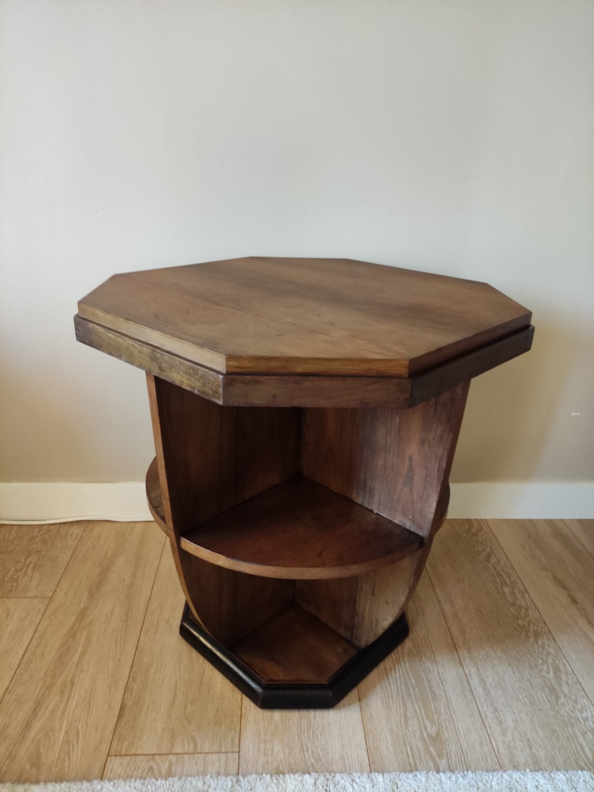 Pedestal table art deco period side table