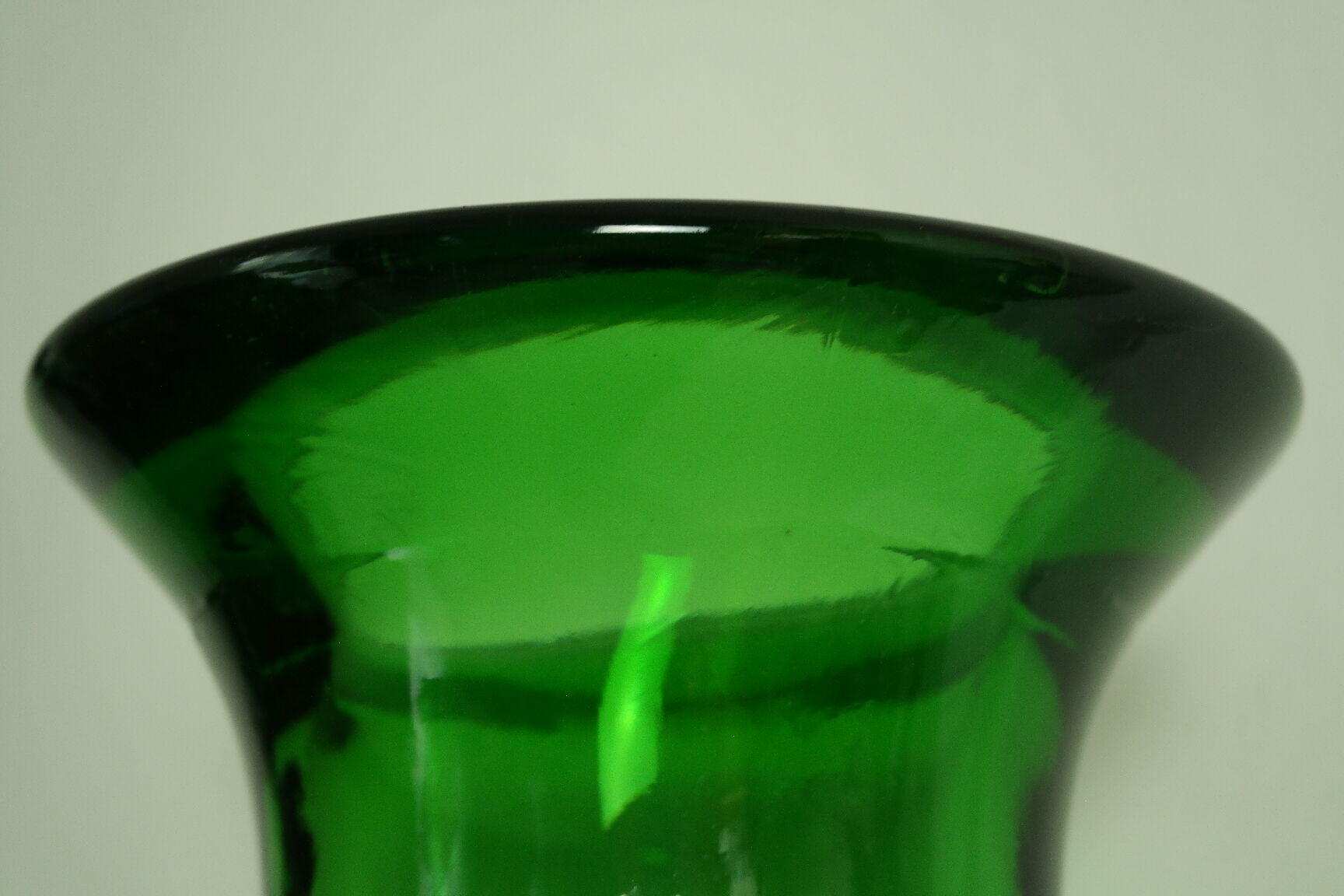 Vase de sol en verre épais Italie vintage