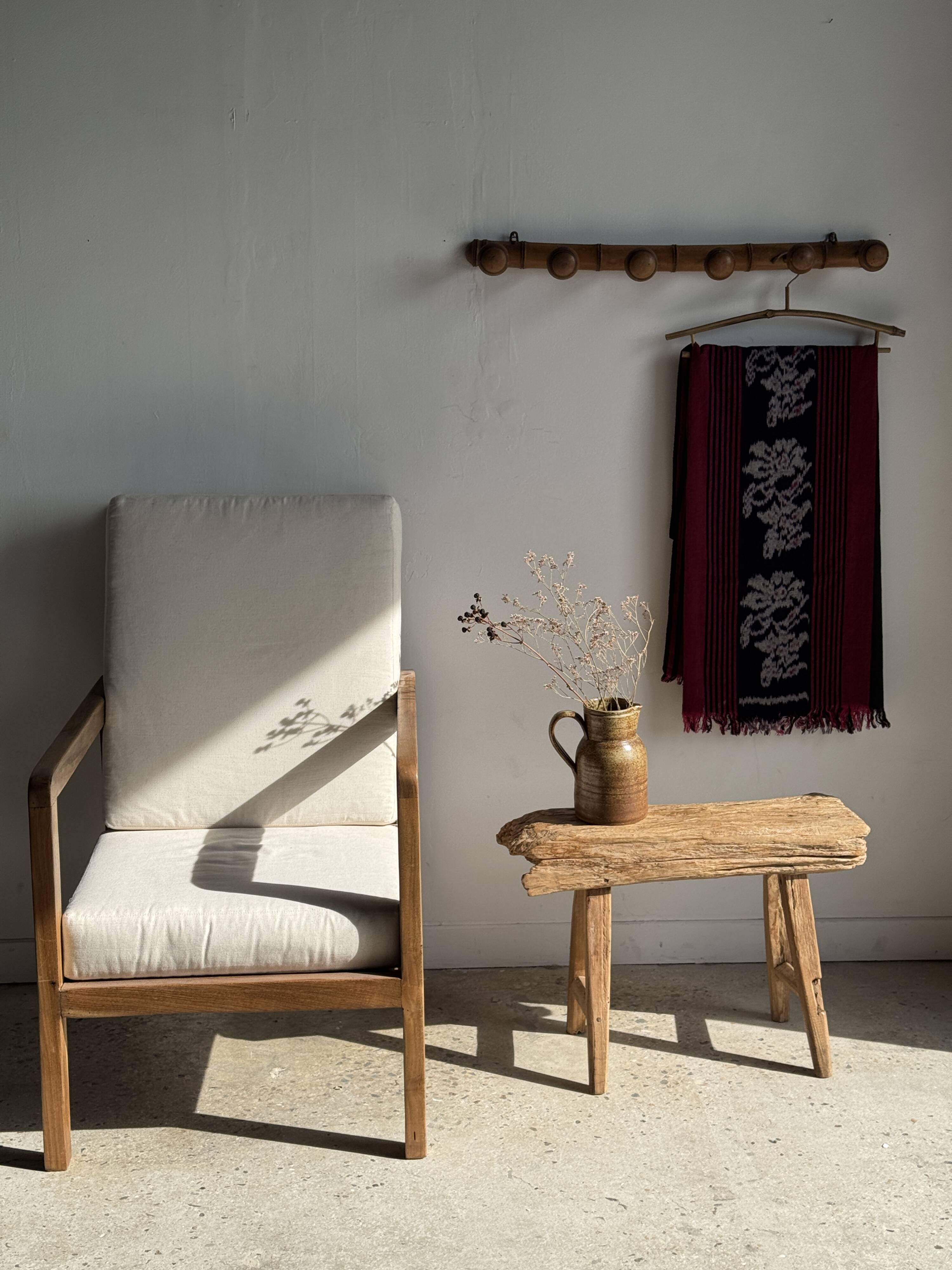 Large vintage wooden coat rack with 6 bamboo effect hooks L79