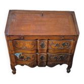 Secretary / Louis XV style chest of drawers in solid wood to be restored.