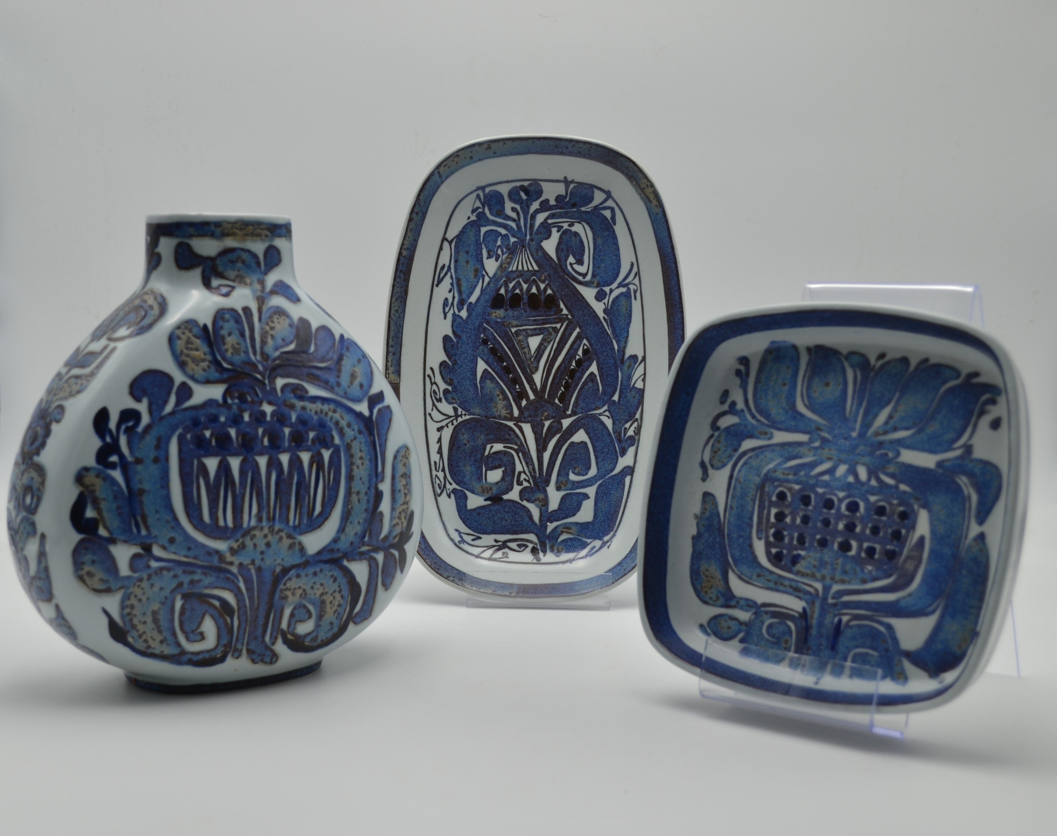 Cain dish from Kari Christensen's Tenera series for Aluminia