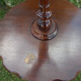 Mahogany pedestal table
