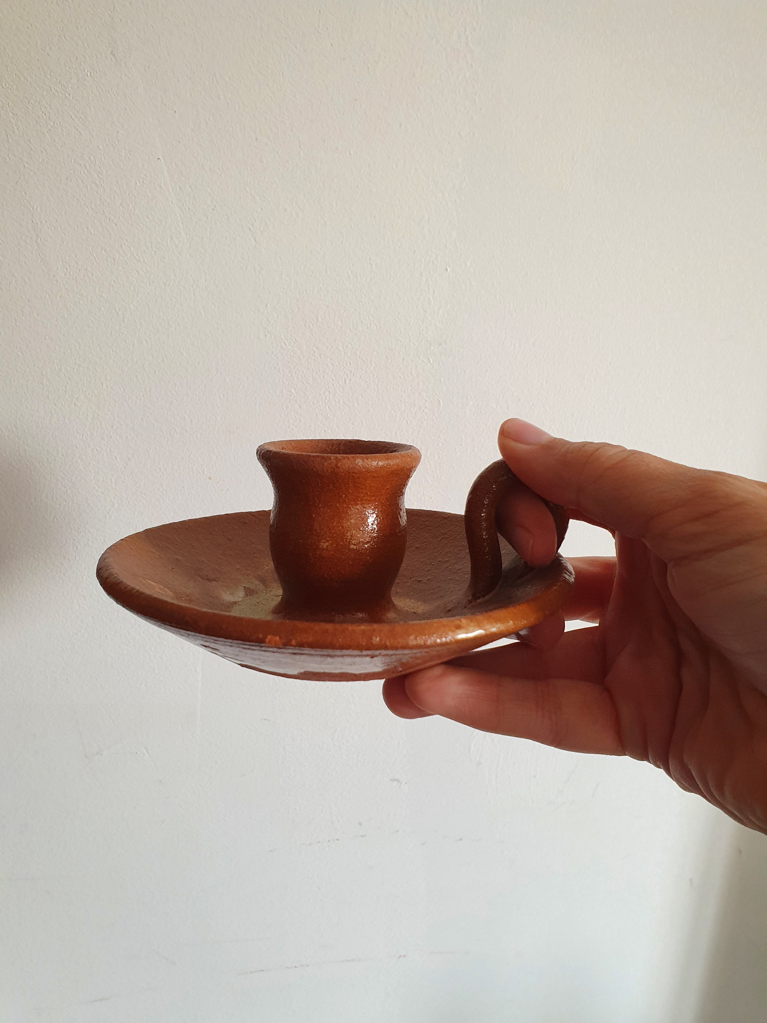 Sandstone handle candle holder