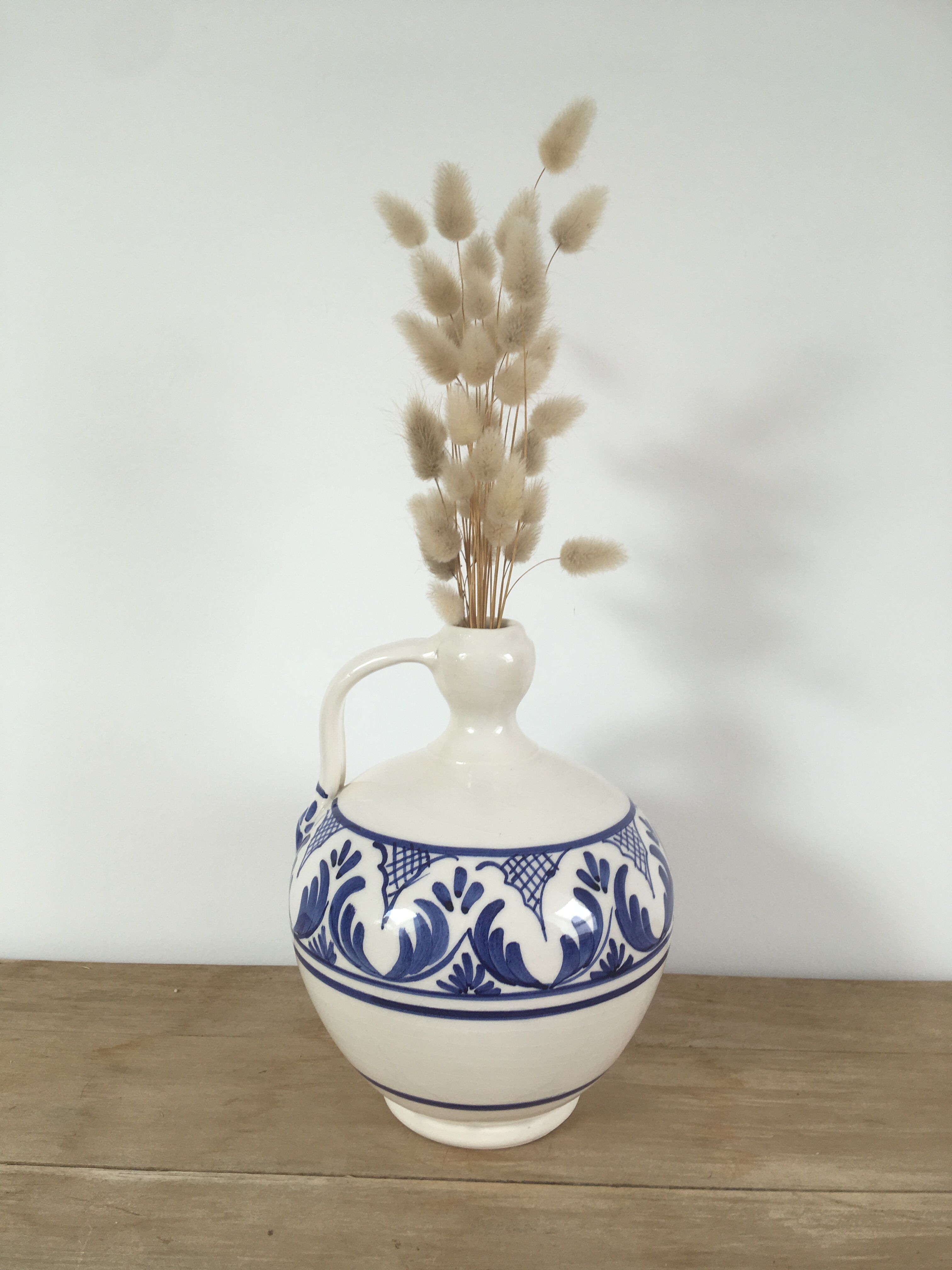 Gargoulette, jar in blue & white ceramic
