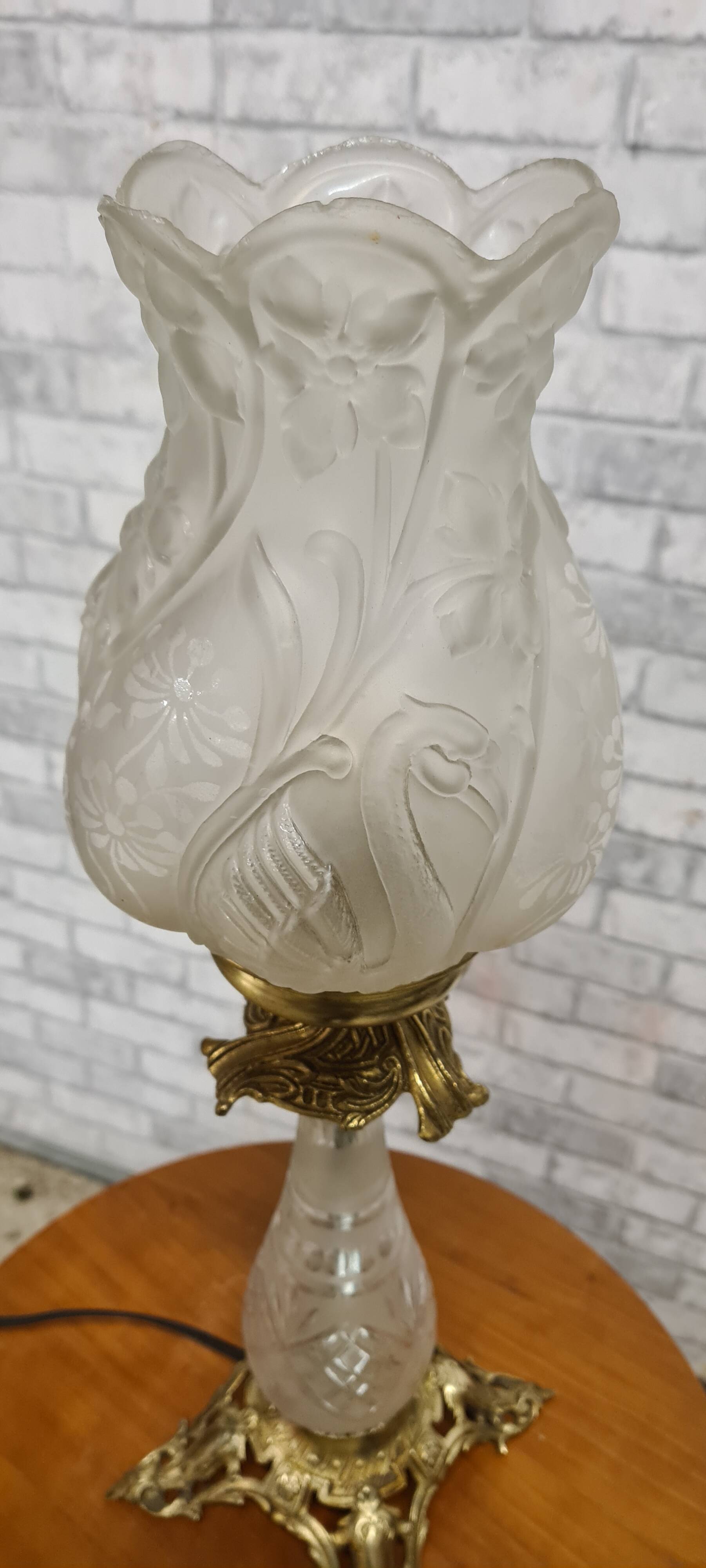 Cut crystal and bronze lamp