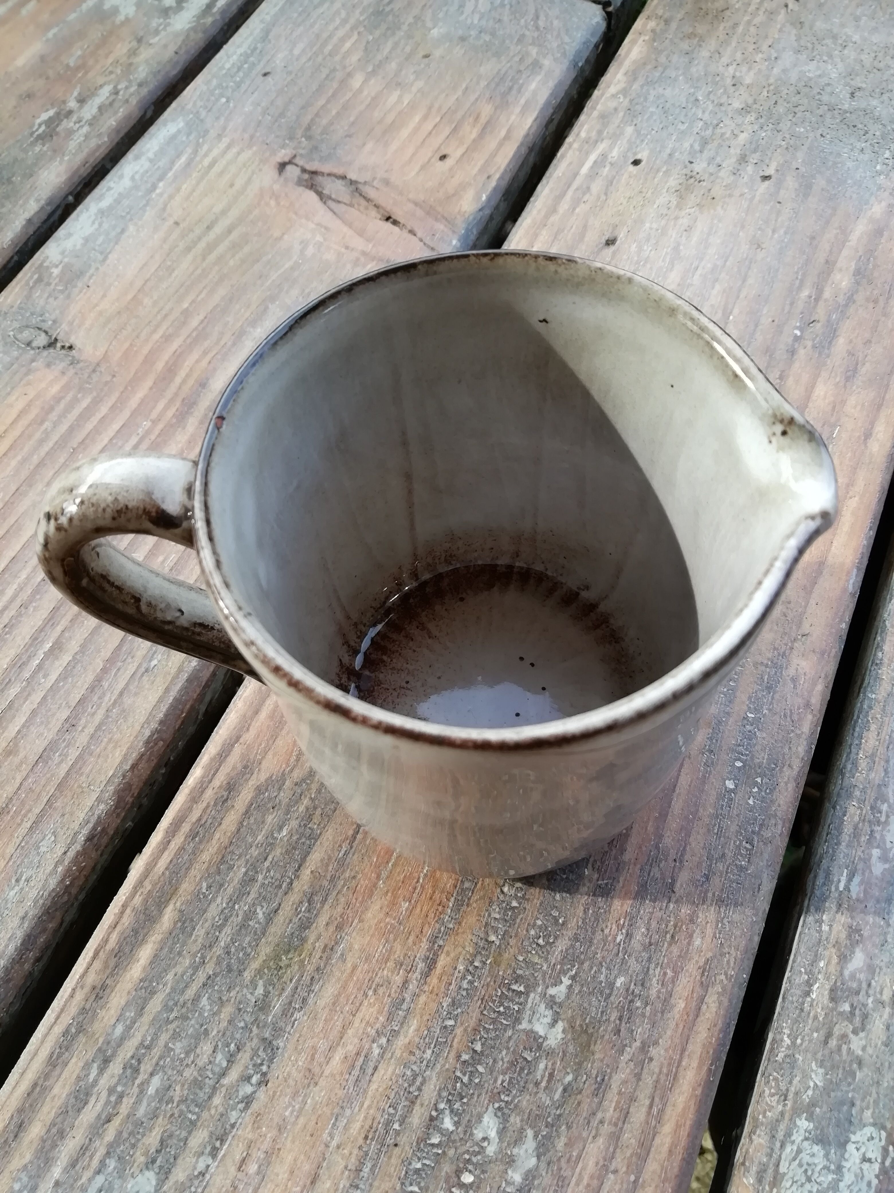 Ceramic milk pot