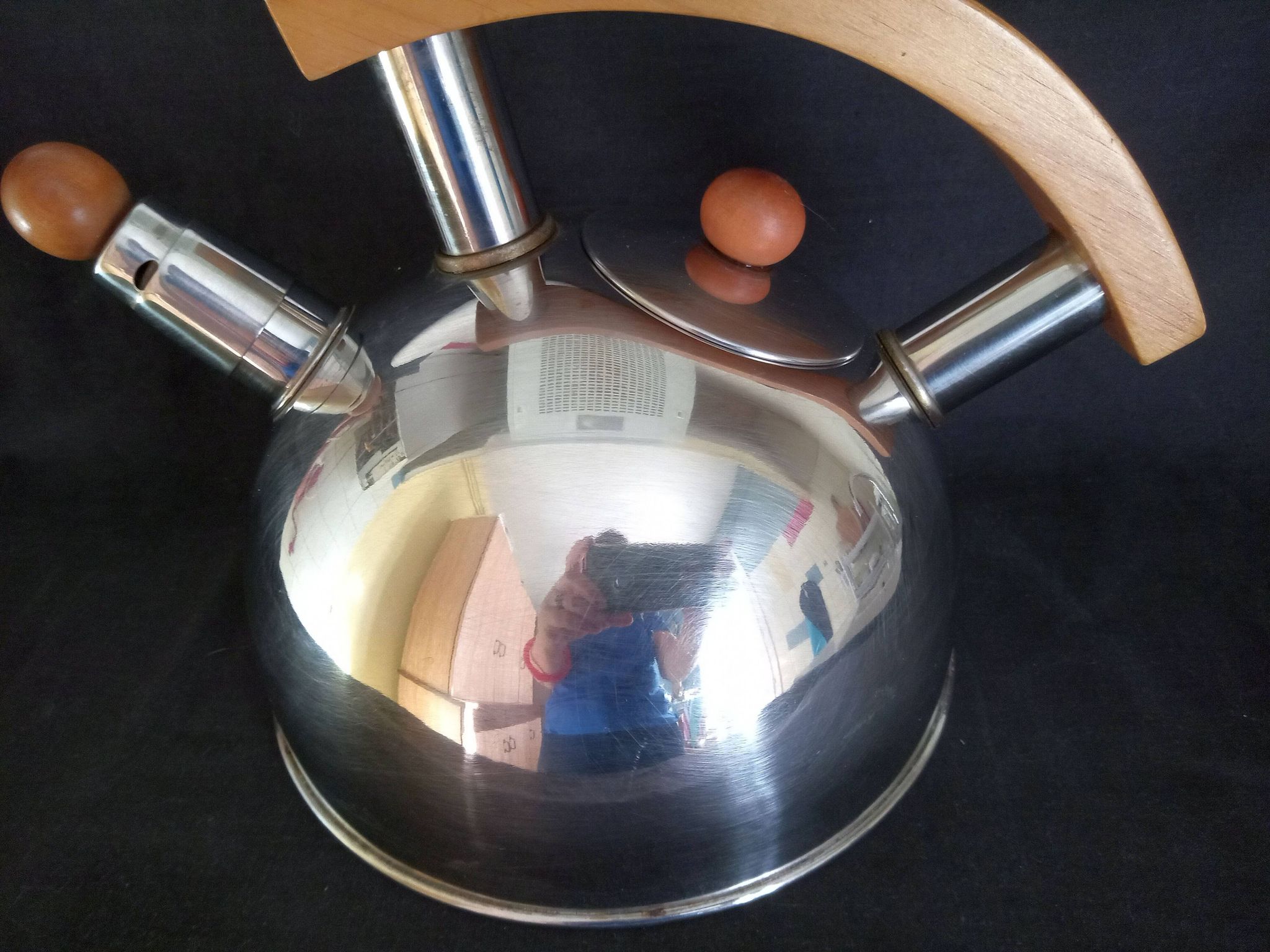 Art Deco manual kettle in stainless steel and wood, cap. 2L, 1930s