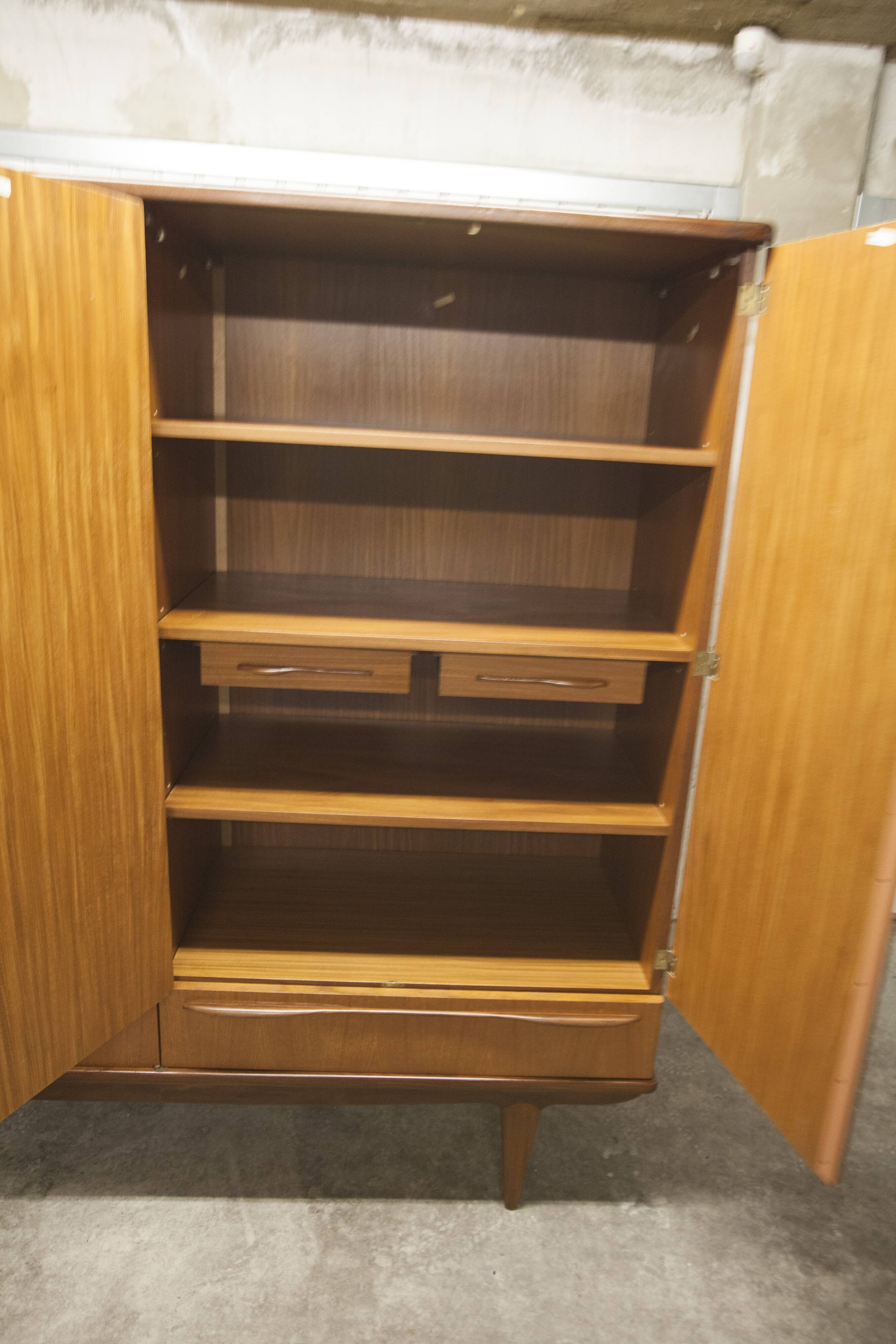 Scandinavian wardrobe 1960 teak 4 doors, 3 drawers, 2keys