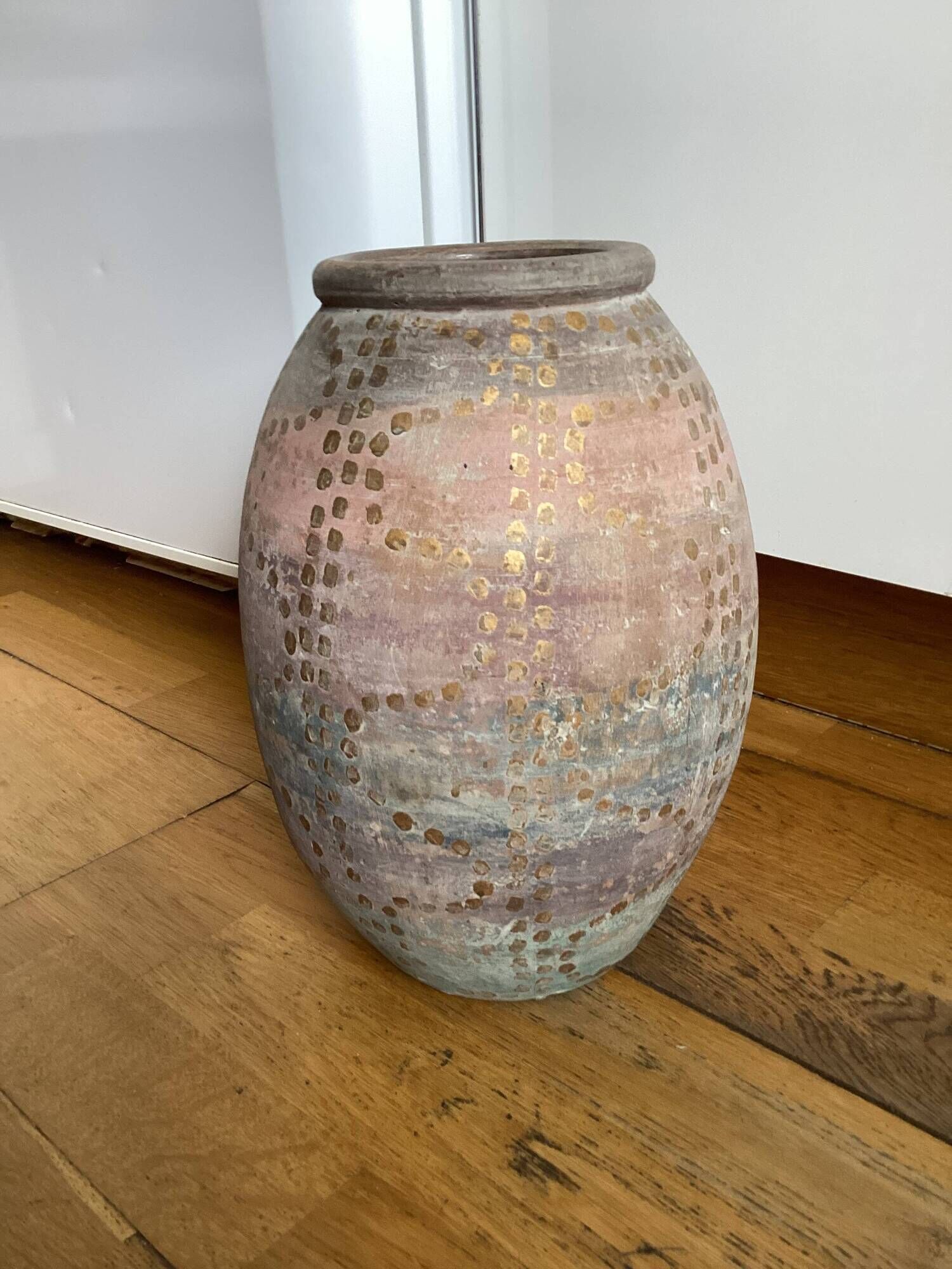 Vintage ceramic artisanal vase dimensions: height-30 cm-diameter-22 cm