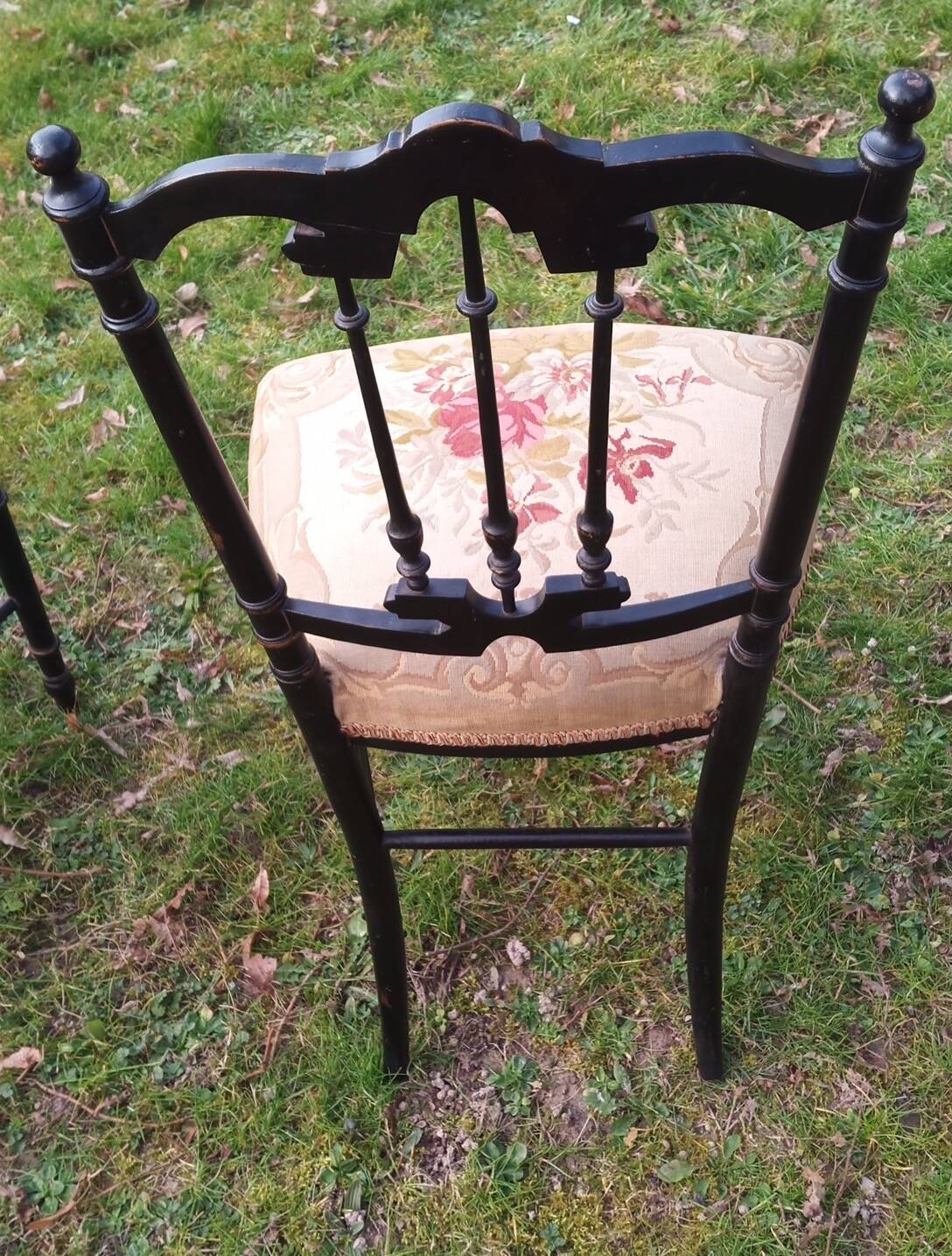 Chaises Napoléon III noires et dorées
