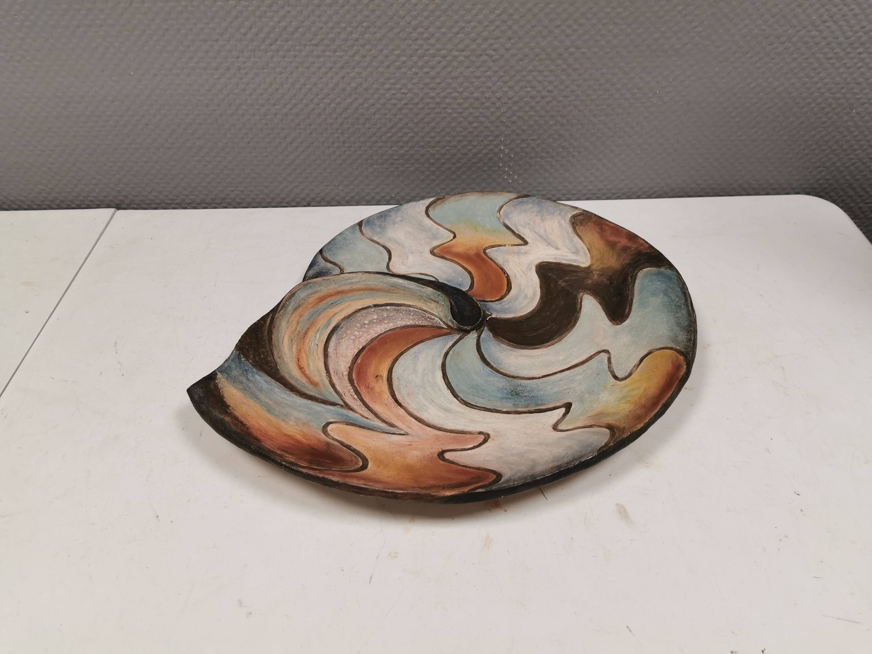 Large handmade decorated ceramic dish. Ruth Grønne Denmark 2001