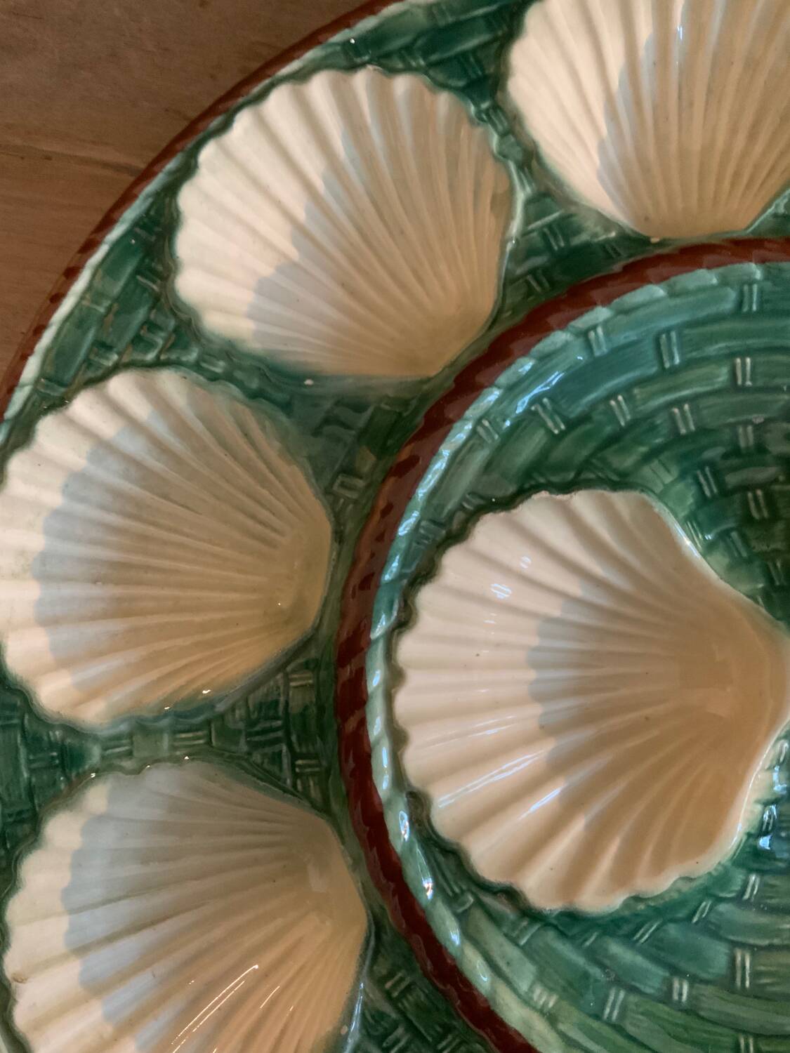 Plat coquilles barbotine Selency x Monoprix Croisé Laroche
