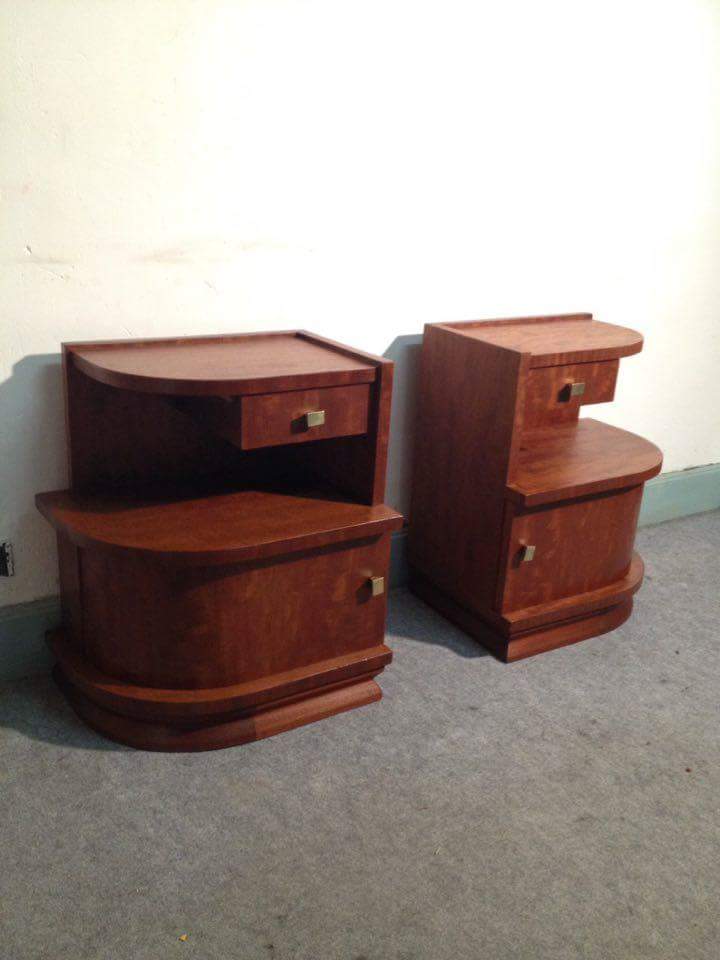 Mahogany vanity table