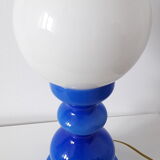Globe opaline lamp