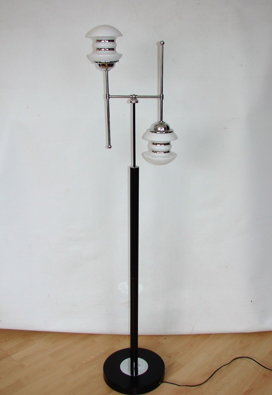 Modern floor lamp, 1970s