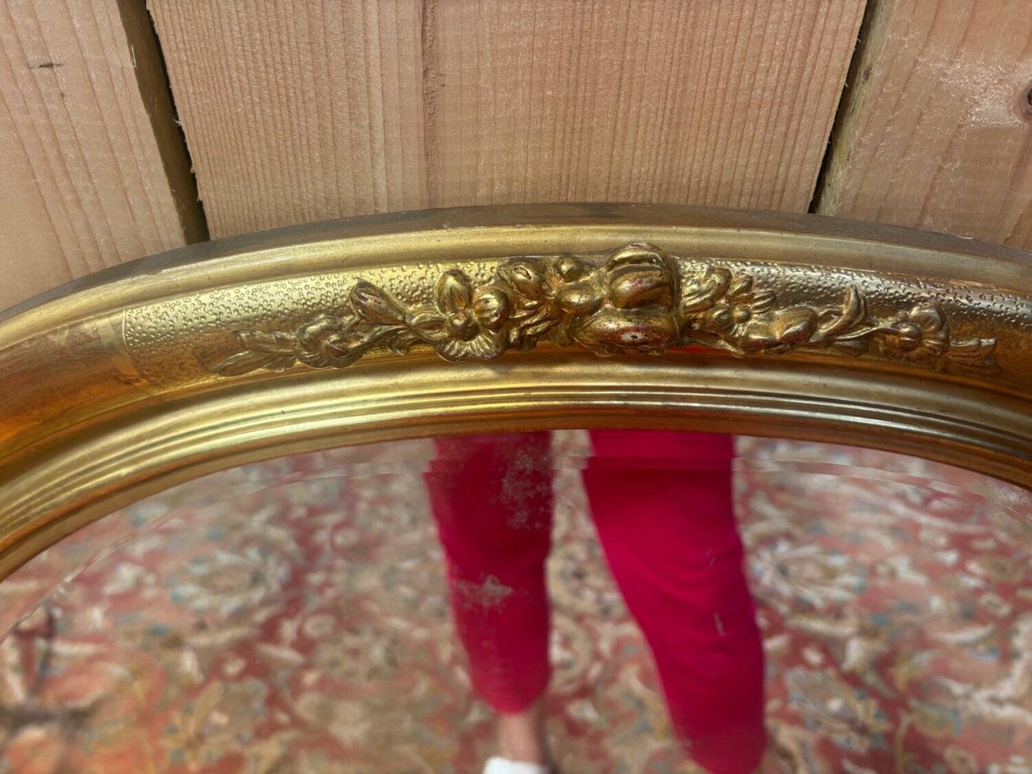 Miroir ovale biseauté bois doré style Louis XVI XIXe siècle