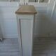 Small bookcase, 2 adjustable pearl gray patinated shelves, wooden top