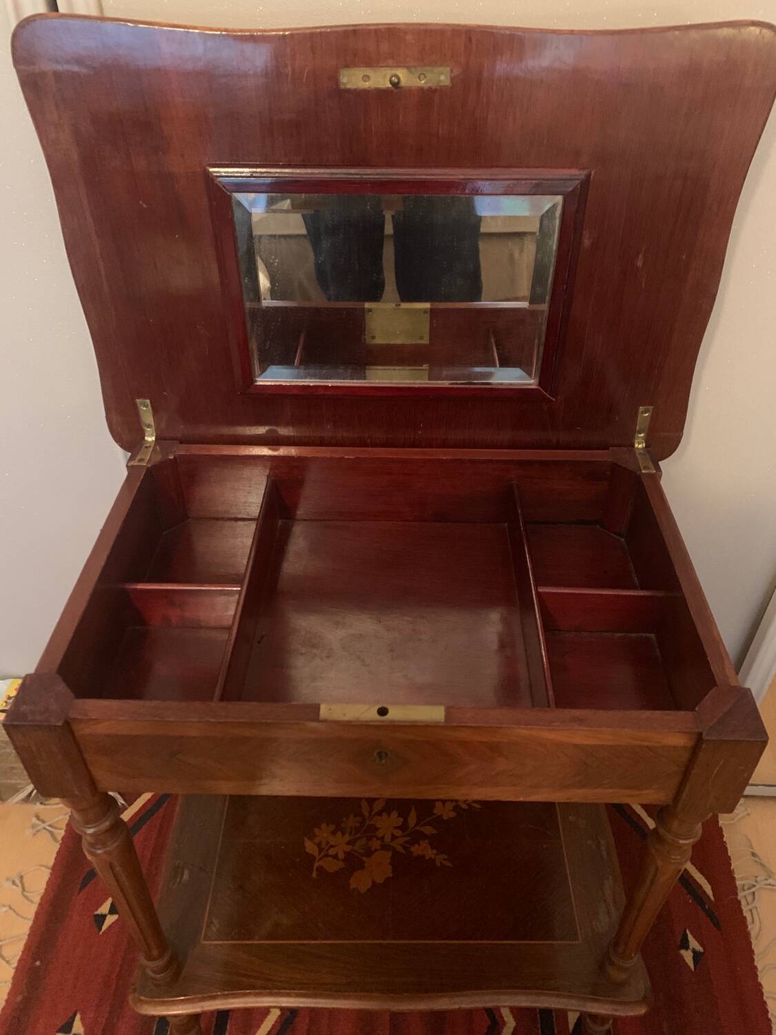 Occasional table with marquetry