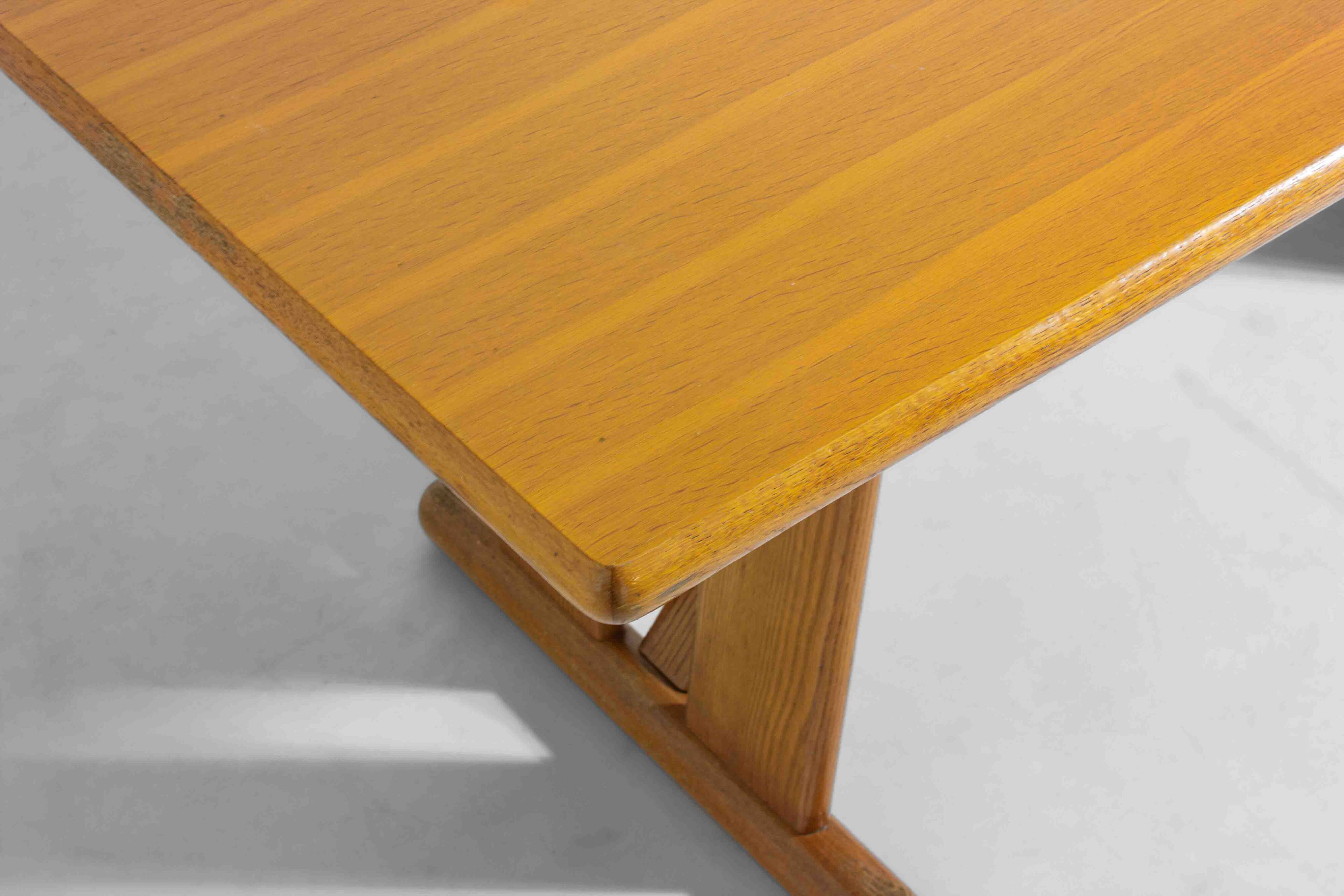 Geometrical dining table in oak, Italy 1980s