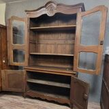 Buffet-Bibliothéque a deux-corps époque Louis XV, réalisé en chêne massif