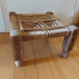 Tabouret bas en bois
