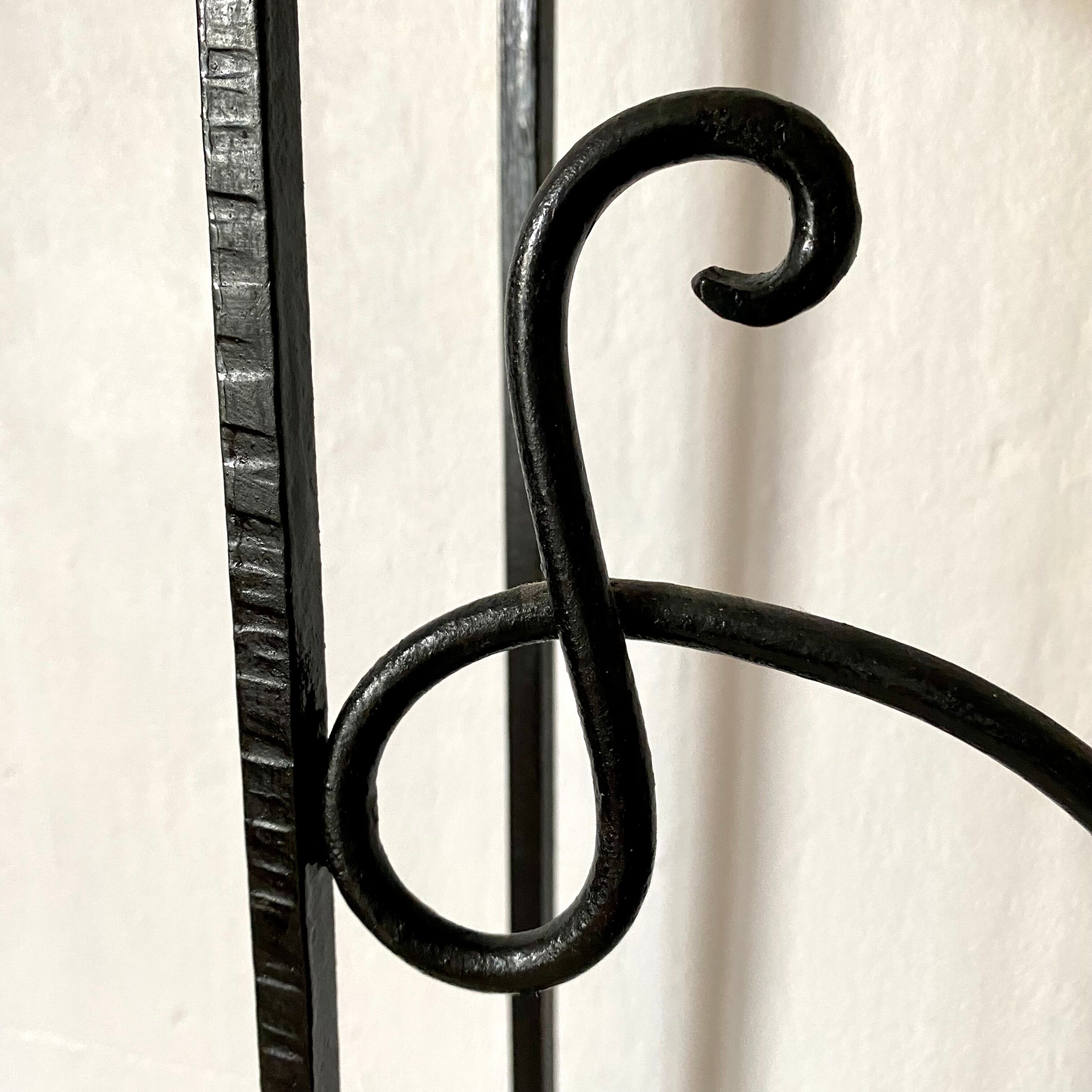 Porte parapluie en fer forgé