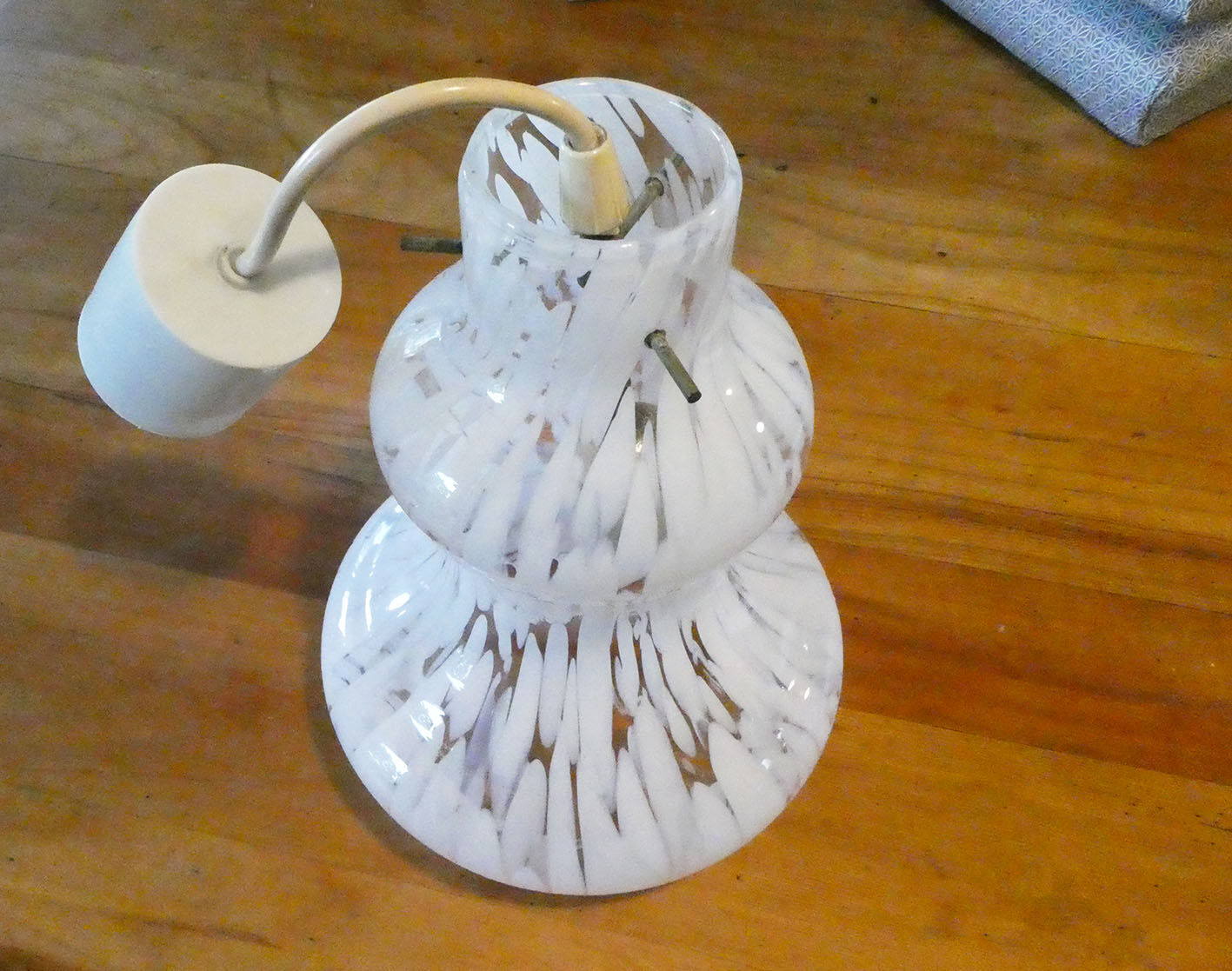 Bell shaped vintage suspension speckled glass