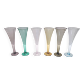 Ensemble vintage de six flûtes colorées en verre de Murano soufflé à la main, Italie