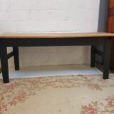 Farm table