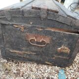 Solid wood trunk storage box