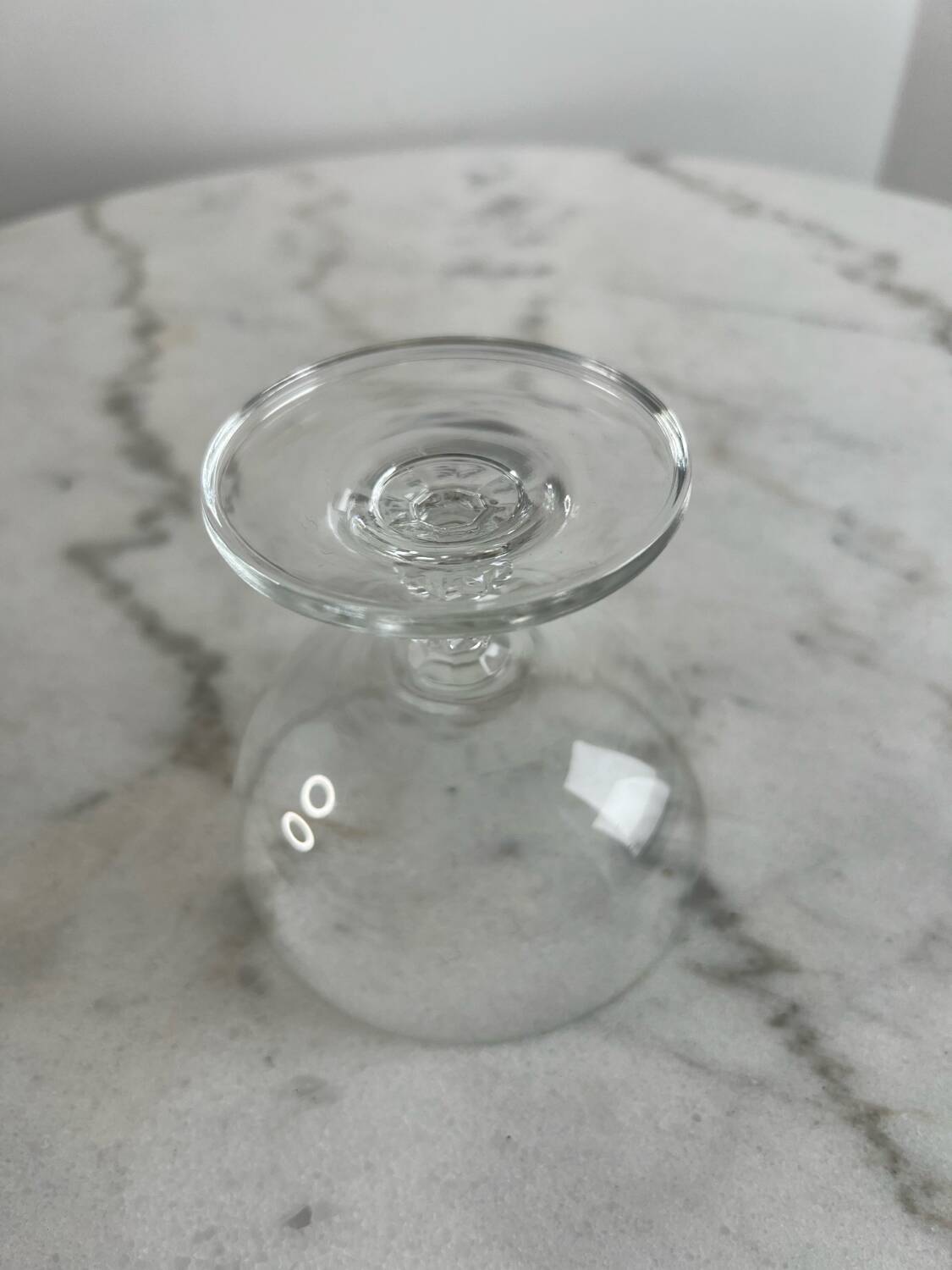 Footed glass