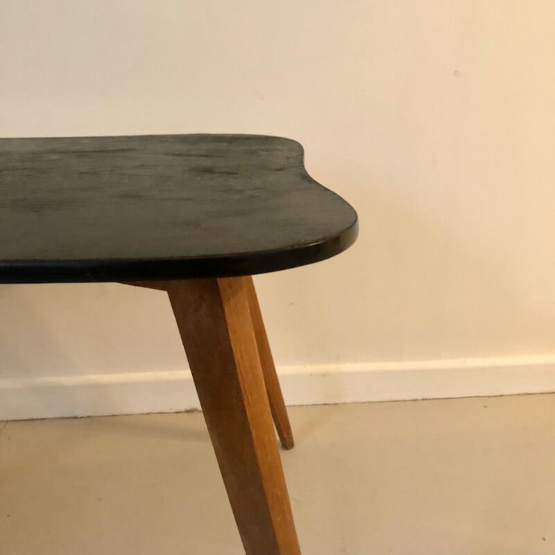 Coffee table compass legs