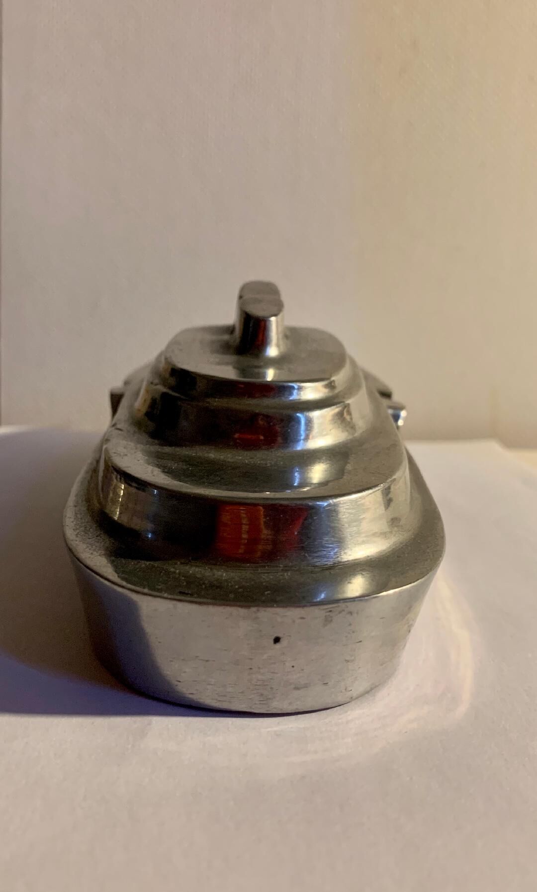 Ashtray, empty pocket aluminum boat 1950s