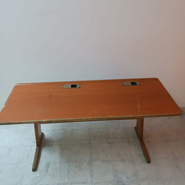 Bureau allemand d'école vintage Casala