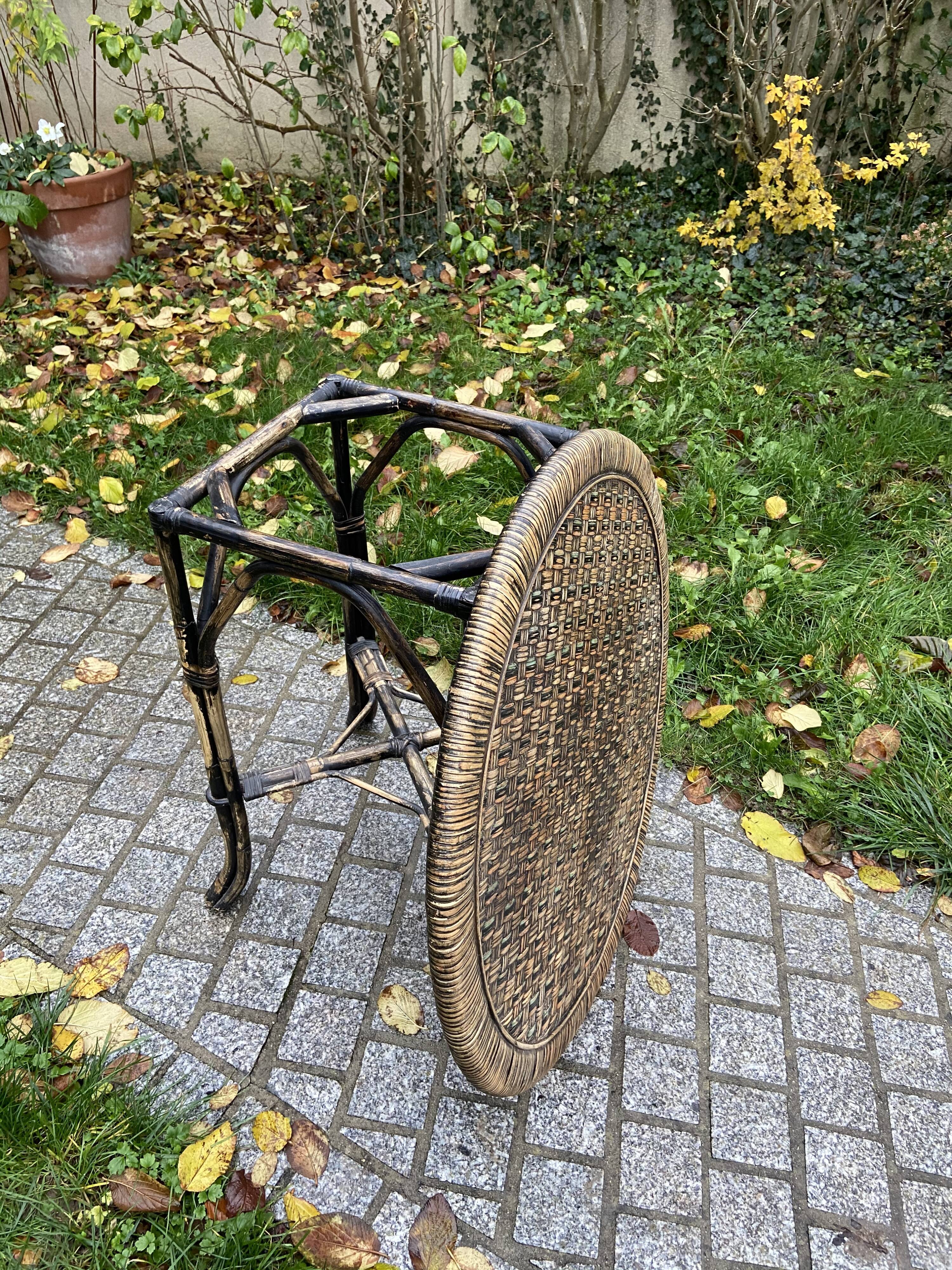 Table in rattan and vintage bamboo