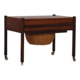 Sewing table